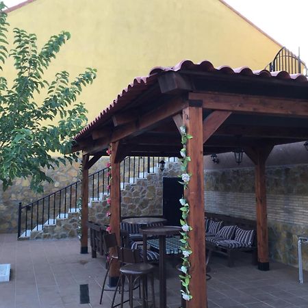 Apartamentos "Casa Rural De Aldea" Aldea del Fresno Eksteriør billede